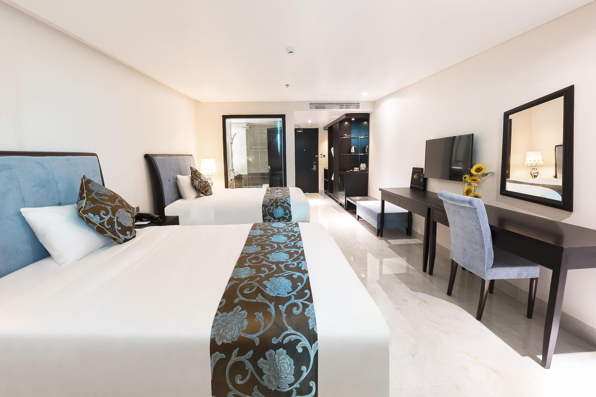 Royal Quang Binh Hotel Ðồng Hới Buitenkant foto