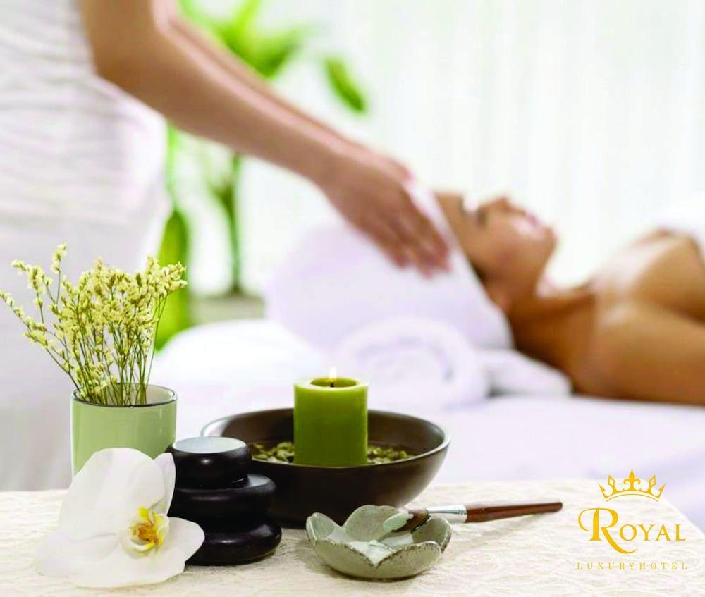 Royal Quang Binh Hotel Ðồng Hới Buitenkant foto