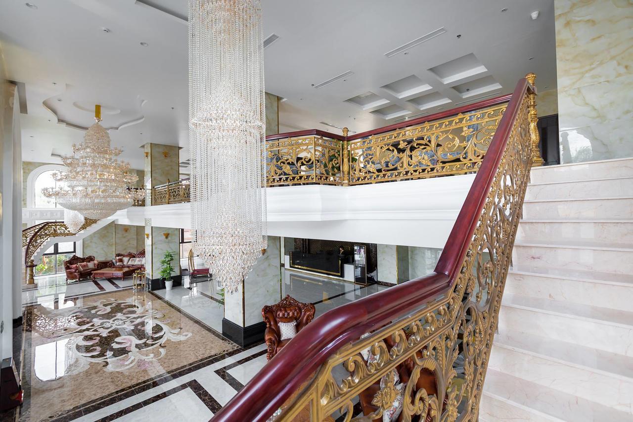 Royal Quang Binh Hotel Ðồng Hới Buitenkant foto